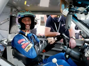 Ricciardo revela que quer experiência na NASCAR, MotoGP e Supercars após F1