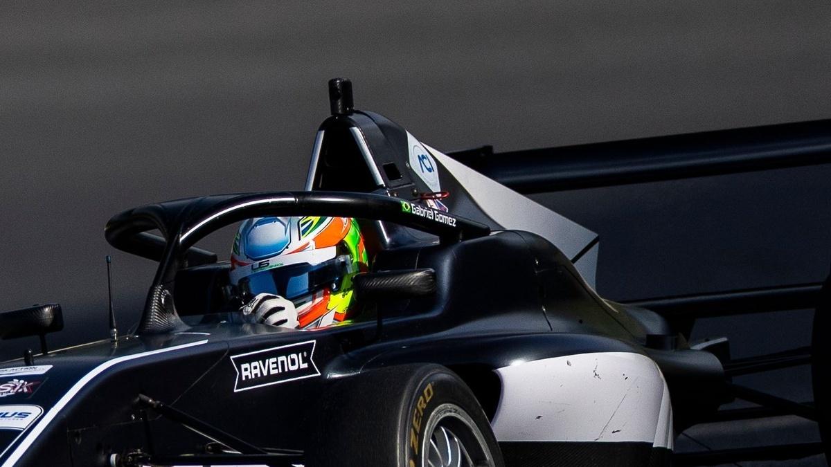Gabriel Gomez mantém evolução na FREC com mais um fim de semana consistente em Paul Ricard