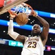 NBA: Lakers evitam varrida em domínio amplo sobre Nuggets; OKC abre 3