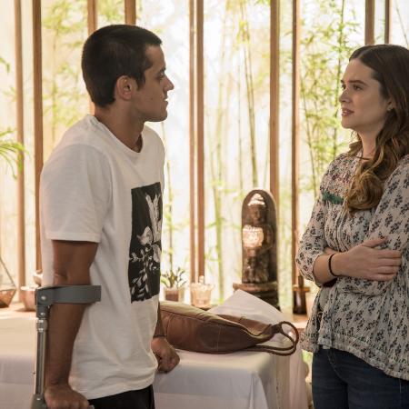 Felipe Simas e Juliana Paiva - Reprodução / Internet - Reprodução / Internet