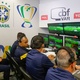 'São 17 pessoas opinando': Arnaldo Ribeiro critica problema sério no VAR