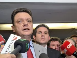 PT apoia Hugo Motta junto ao PL e mais quatro partidos, totalizando 302 deputados