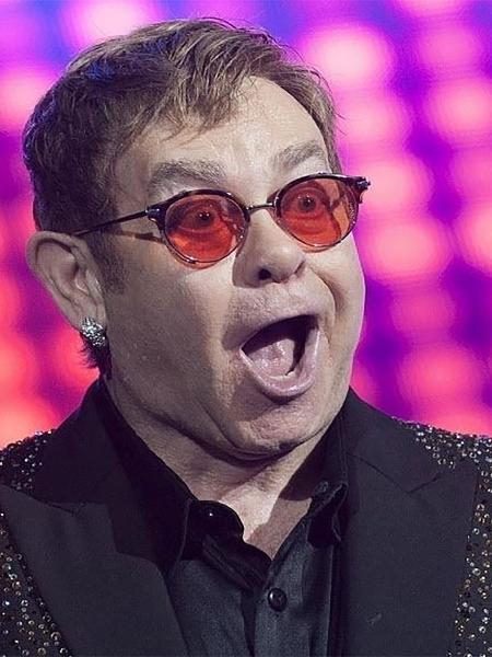 Elton ganha tributo esta noite (25) no canal Bis - Reprodução / Internet