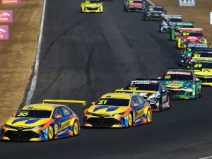 AO VIVO: Acompanhe a corrida principal da Stock Car no Velopark