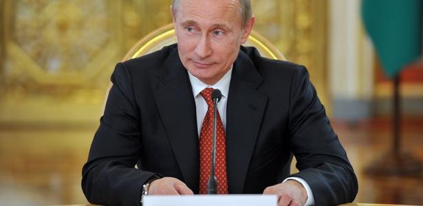 Putin autoriza "operação militar especial" e exército russo ataca o leste da Ucrânia