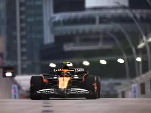 F1: Norris faz volta absurda em Singapura e lidera treino antes de quali