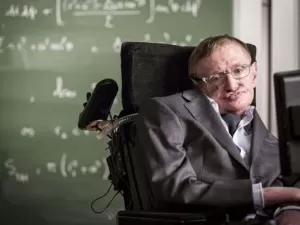 O que Stephen Hawking previu para 2025?