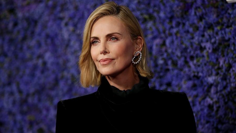 Charlize Theron está irreconhecível em fotos de nova fantasia da Netflix - Reprodução / Internet