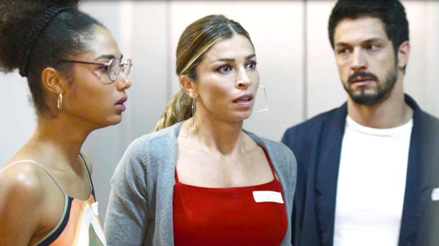 Alice (Bruna Inocêncio), Paloma (Grazi Massafera) e Marcos (Rômulo Estrela) em Bom Sucesso (Reprodução/TV Globo). - Alice (Bruna Inocêncio), Paloma (Grazi Massafera) e Marcos (Rômulo Estrela) em Bom Sucesso (Reprodução/TV Globo).