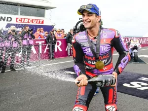 ANÁLISE: Como Martin está "jogando" com Bagnaia na briga pelo título da MotoGP