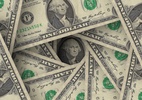 Dólar fecha o dia em alta, cotado a R$ 5,17, após corte na Selic