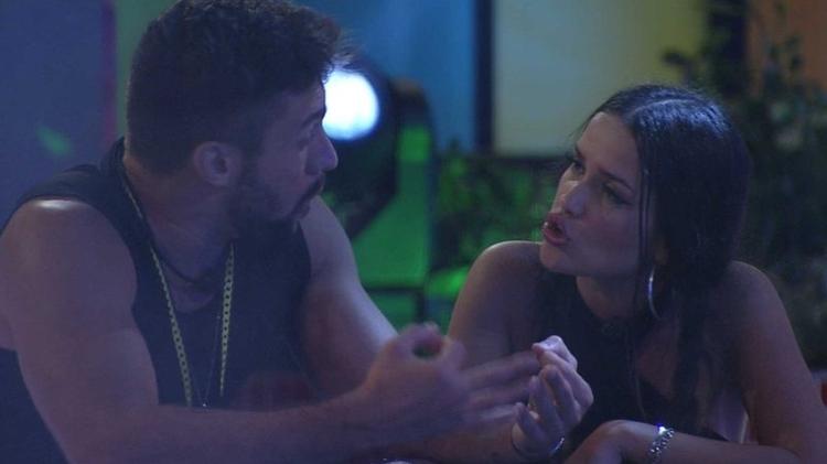 Juliette e Arthur conversam na Festa do Líder - Foto: Reprodução / Globoplay - Foto: Reprodução / Globoplay