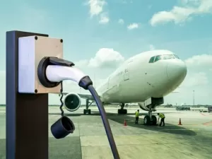Nova bateria condensada vai alimentar avião elétrico que voa 3.000 km