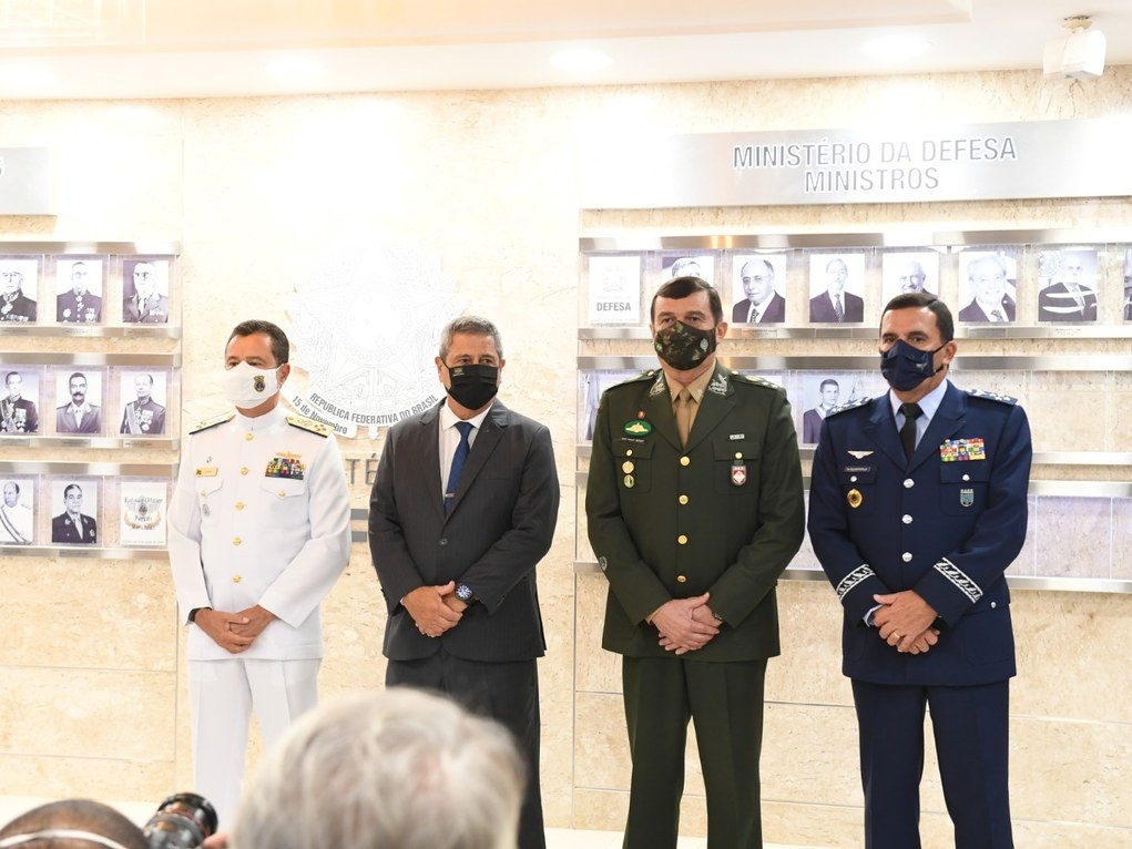 Bolsonaro vai demonstrar força com desfile de tanques de guerra 