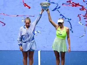 Algozes de Bia, Kichenok e Ostapenko faturam 1º Slam nas duplas