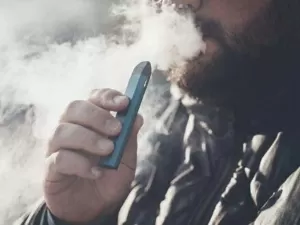 Anvisa publica resolução que proíbe cigarro eletrônico no Brasil 