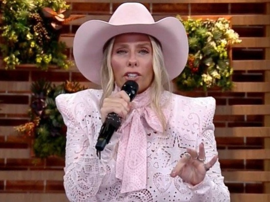 'A Fazenda': Adriane Galisteu precisa ser mais clara sobre regras do jogo