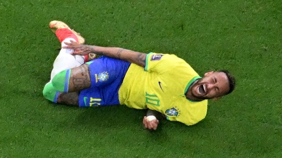 Neymar se machucou na Copa do Mundo 2022                              - JEWEL SAMAD / AFP                            