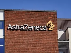 AstraZeneca quer utilizar IA para combater o câncer; entenda