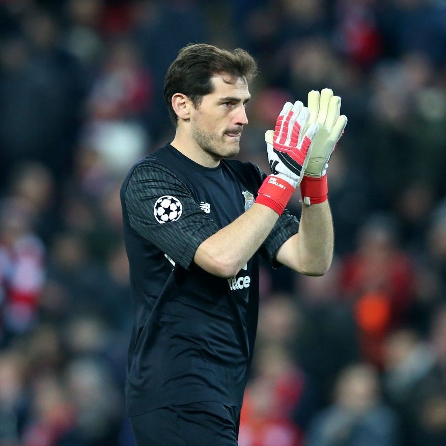 Iker Casillas sofre enfarte, é hospitalizado e não deve jogar pelo resto da  temporada