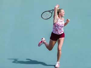 Siniakova é a única cabeça de chave na semi em Guangzhou