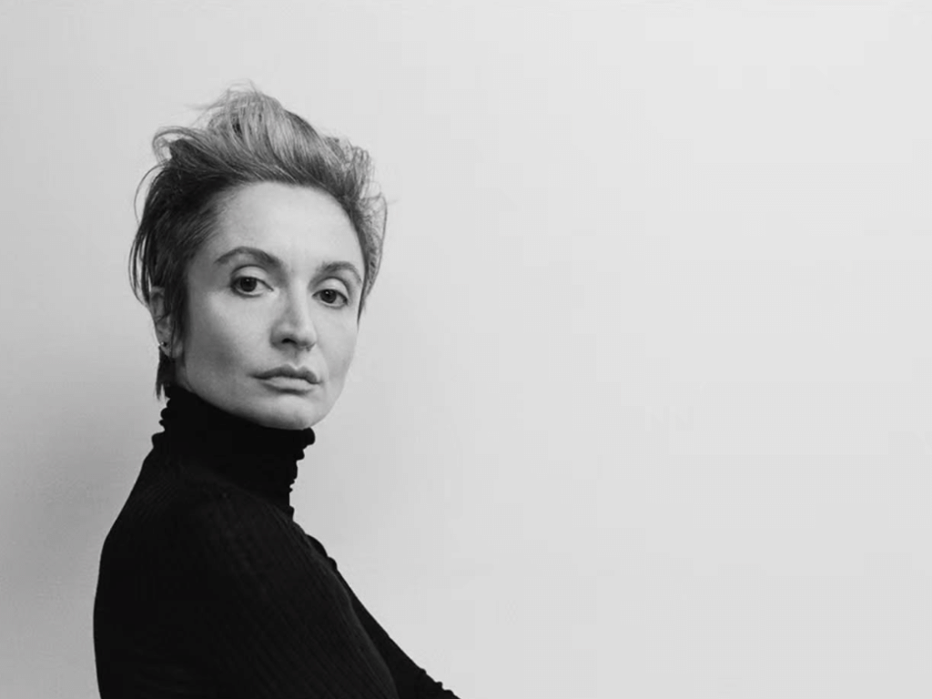 Veronica Leoni2 - undefined