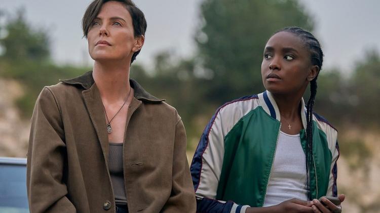 The Old Guard já estreia desbancando série popular da Netflix - Reprodução / Internet - Reprodução / Internet