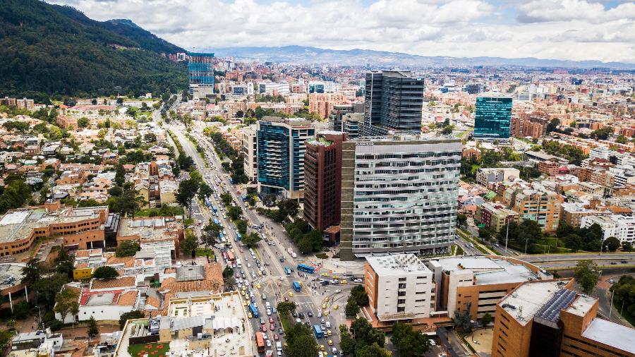 Capital colombiana conta com 630 supermercados e farmácias que auxiliarão as vítimas  - ProColombia