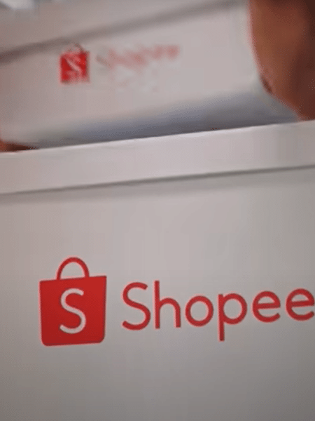 Shopee segue negociando com o Corinthians