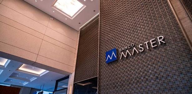 Caso Master freia investidores e bolsa fecha em queda de 0,3%