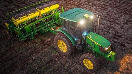 Agricultores Buscam Aliar Tratores Versateis A Um Pos Venda Eficiente 29 04 2019 Uol Conteudo Publicitario Продам трактор john deere 7700. agricultores buscam aliar tratores