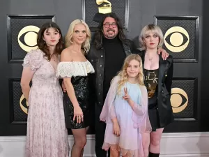 Dave Grohl estava pronto para divórcio ao anunciar 4ª filha; entenda