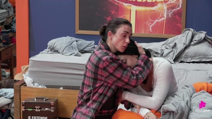 A Fazenda 2025: Rayane é consolada e se emociona ao falar de Belo A Fazenda 2025: Rayane é consolada e se emociona ao falar de Belo