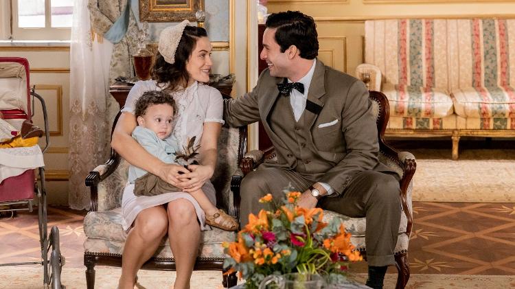 Maria (Bianca Bin) e Celso (Rainer Cadete) em 'Êta Mundo Melhor' Maria (Bianca Bin) e Celso (Rainer Cadete) em 'Êta Mundo Melhor'