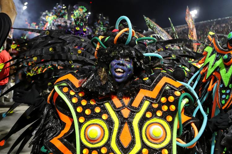 12.fev.2024 - Desfile da Grande Rio na primeira noite de carnaval no sambódromo da Marquês de Sapucaí