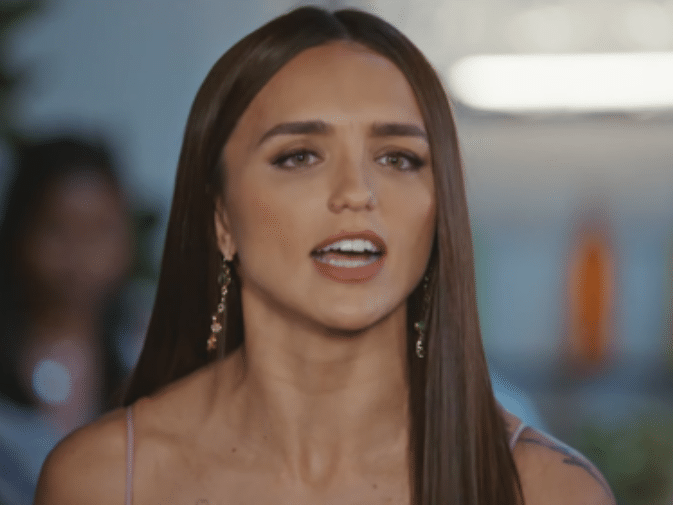 Rafa Kalimann reage a críticas por atuação em novela da Globo: F***-se