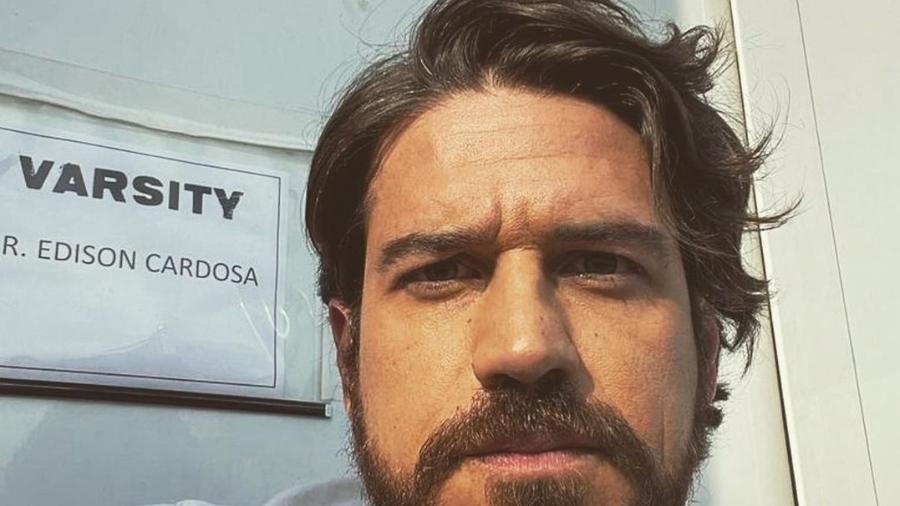 Marco Pigossi vai interpretar o personagem Dr. Cardosa na série - Reprodução/Instagram