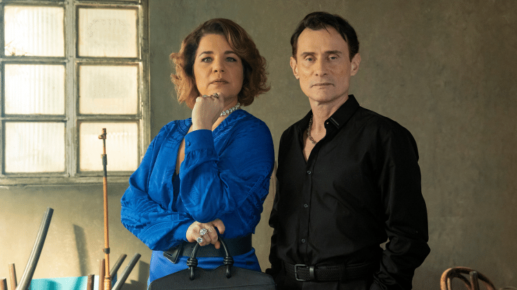 Violeta (Isabel Teixeira) e Gerson Berros (Enrique Diaz) em 'Volta por Cima'