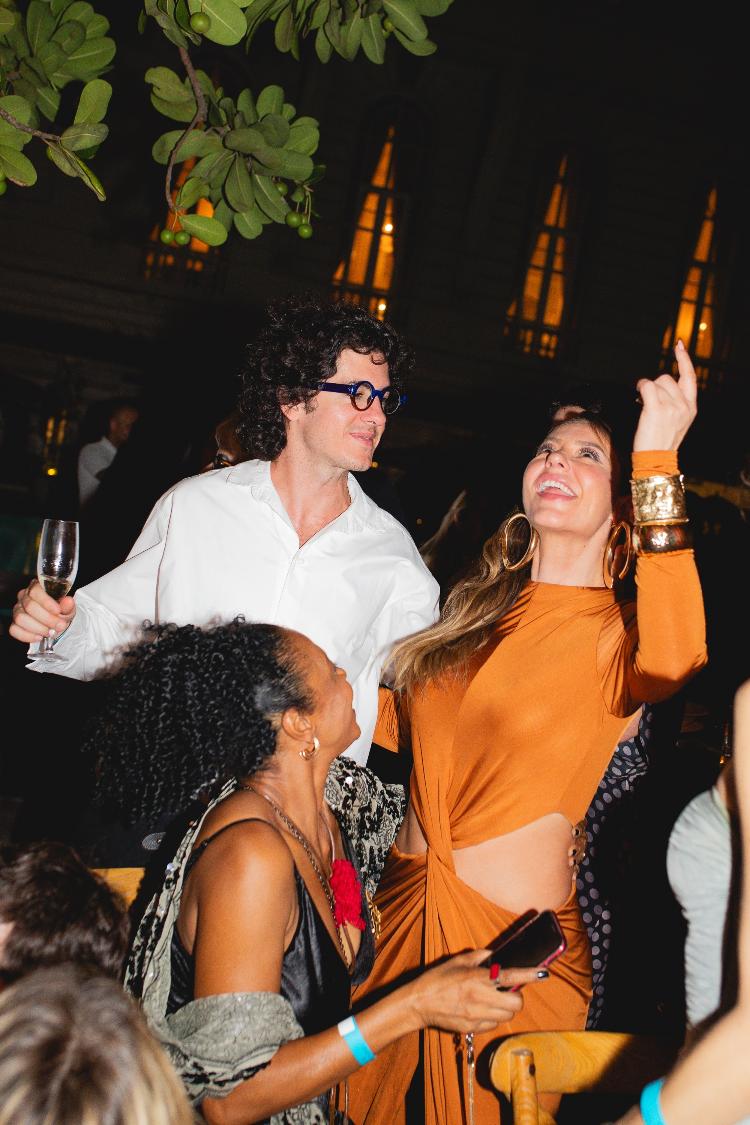 Elenco na festa de "Vale Tudo" (Globo) no Copacabana Palace Elenco na festa de "Vale Tudo" (Globo) no Copacabana Palace