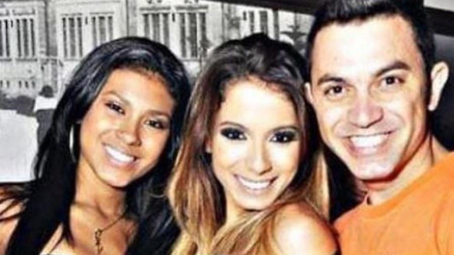 Pocah, Anitta e apresentador Glaucio David reproduziram foto de 10 anos - Reprodução/Instagram