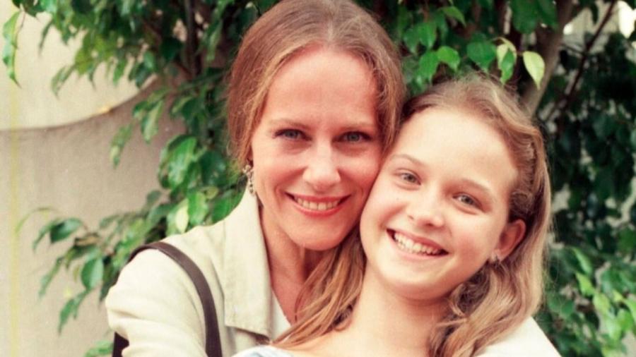 Lucinha Lins e Fernanda Rodrigues são Estela e Bia em 'A Viagem' Lucinha Lins e Fernanda Rodrigues são Estela e Bia em 'A Viagem'
