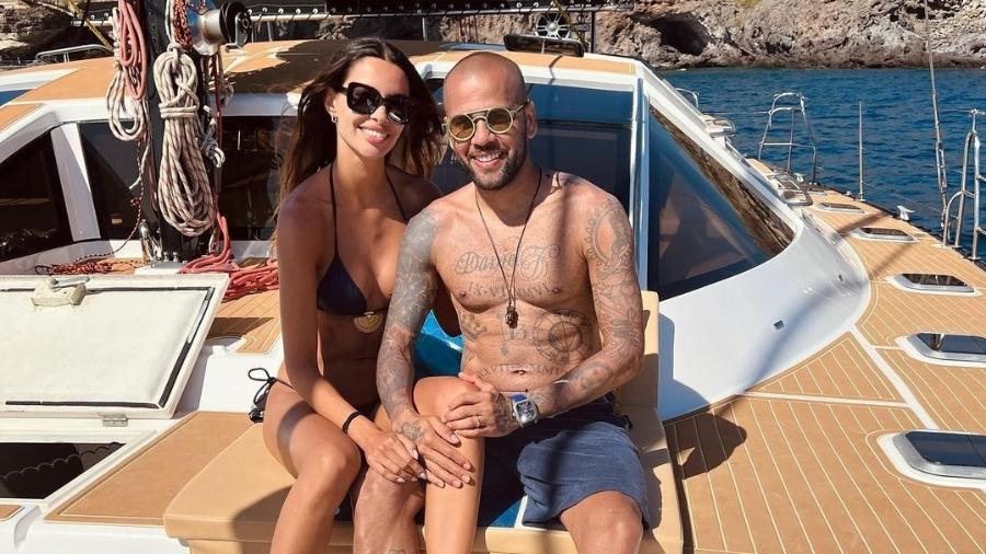 Joana Sanz é casada com Daniel Alves desde 2017; atleta foi preso após acusação de agressão sexual - Reprodução/Instagram