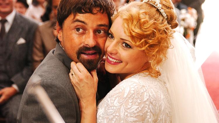 Crispim (Emilio Orciollo Netto) e Kátia (Rita Guedes) em 'Alma Gêmea'