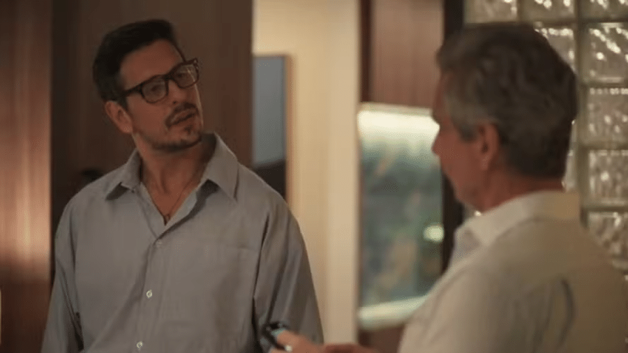 Renato (João Vicente de Castro) e Marco Aurélio (Alexandre Nero) em 'Vale Tudo'