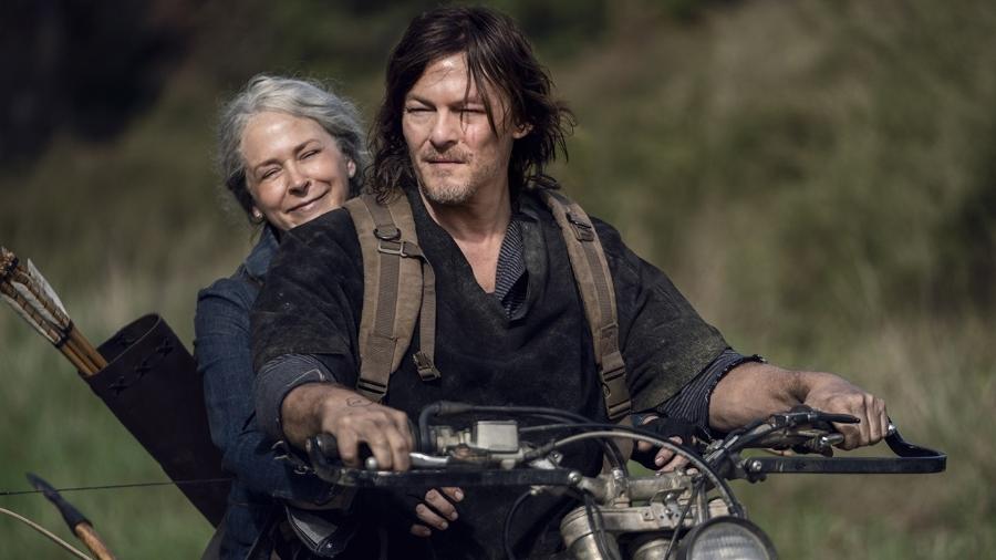 Daryl (Norman Reedus) e Carol (Melissa McBride) na décima temporada de "The Walking Dead" - Divulgação