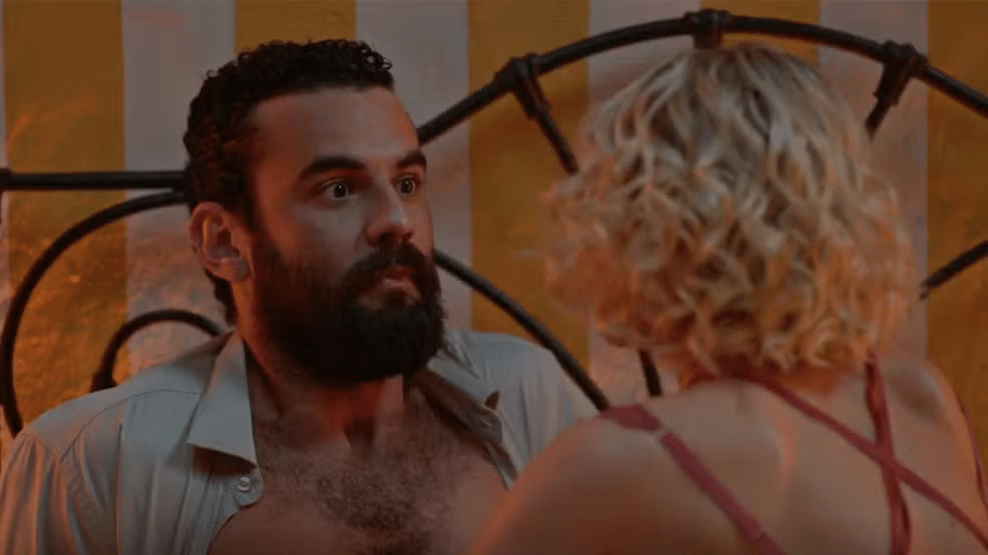 Zé Beltino (Igor Fortunato) e Blandina (Luisa Arraes) em 'No Rancho Fundo'