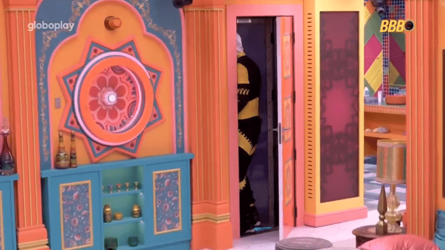 BBB 25: Dummy deixou a casa pelo confessionário BBB 25: Dummy deixou a casa pelo confessionário