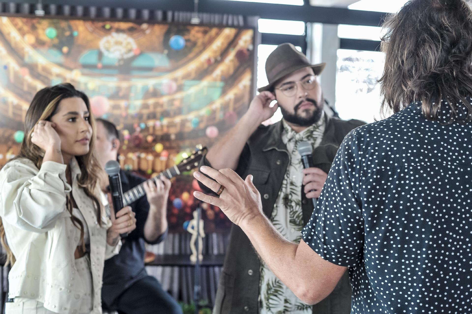 Sai da Caixa: O que rolou nos bastidores da participação de Lauana Prado, com Tiago Abravanel - Reinaldo Canato/UOL
