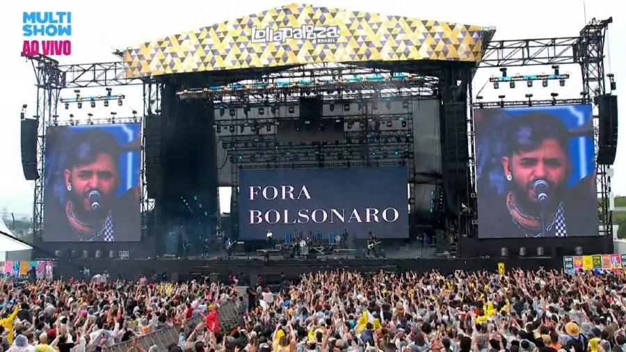 Fresno fez telão com "Fora, Bolsonaro" neste domingo e público apoiou manifestação - Reprodução/Multishow
