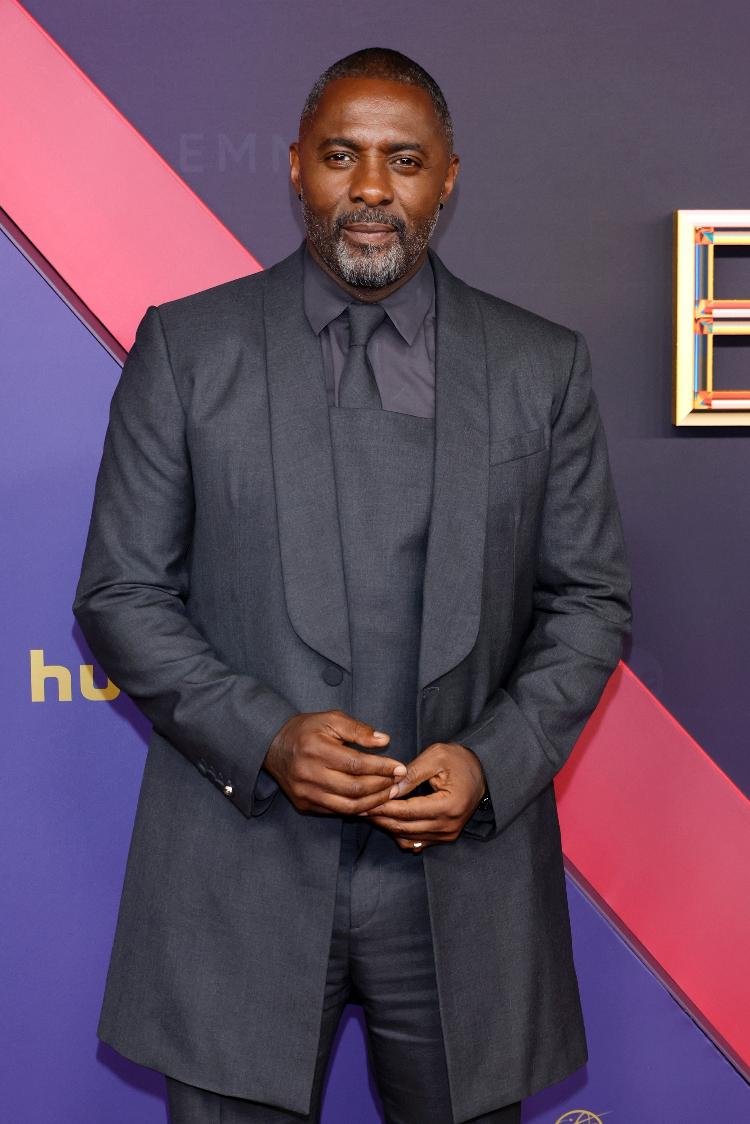 Idris Elba chega na cerimônia do Emmy 2024